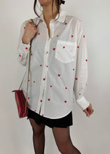 Carica l'immagine nel visualizzatore di Gallery, SHIRT RED HEART
