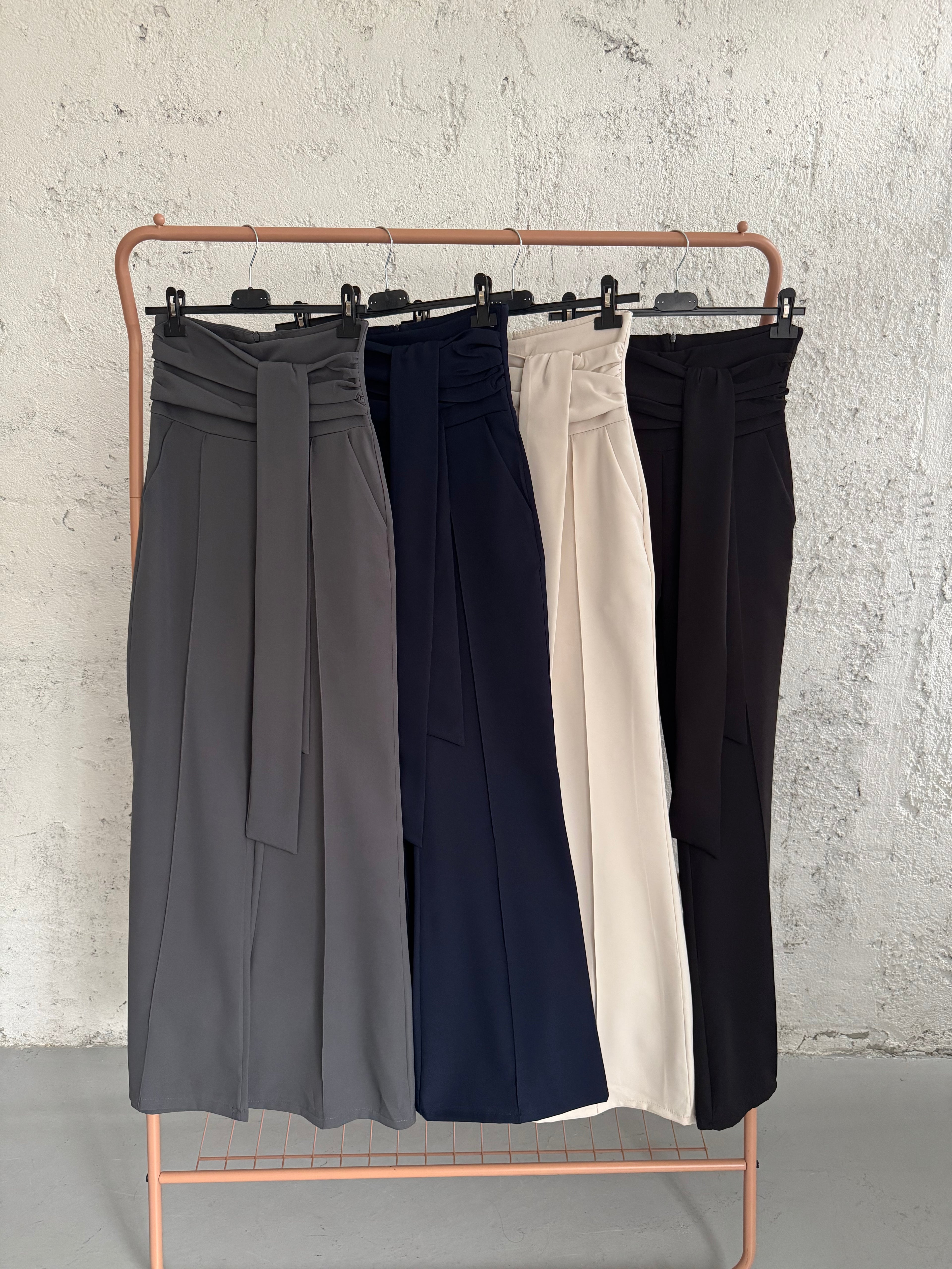 NODE WAIST PANTS
