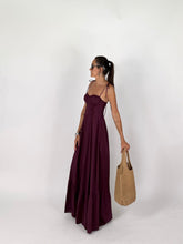 Carica l'immagine nel visualizzatore di Gallery, LONG DRESS LEAP
