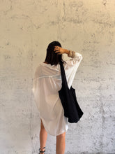 Carica l&#39;immagine nel visualizzatore di Gallery, SHIRT LIGHT OVER
