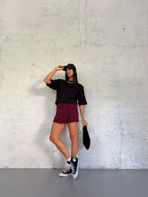 Carica l&#39;immagine nel visualizzatore di Gallery, SKIRTY PANTS BORDEAUX

