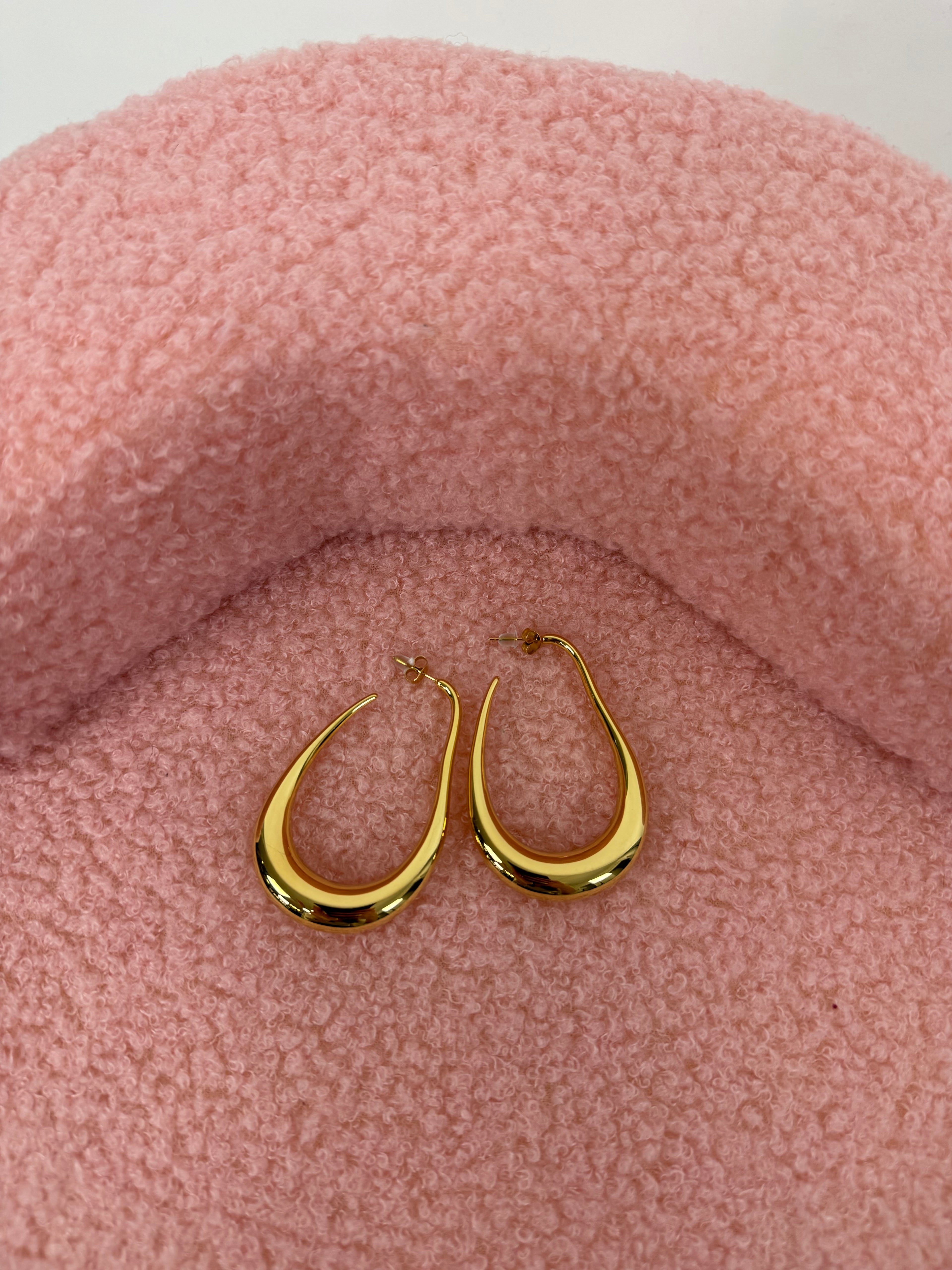 EARRINGS WAVY DROP GOLD