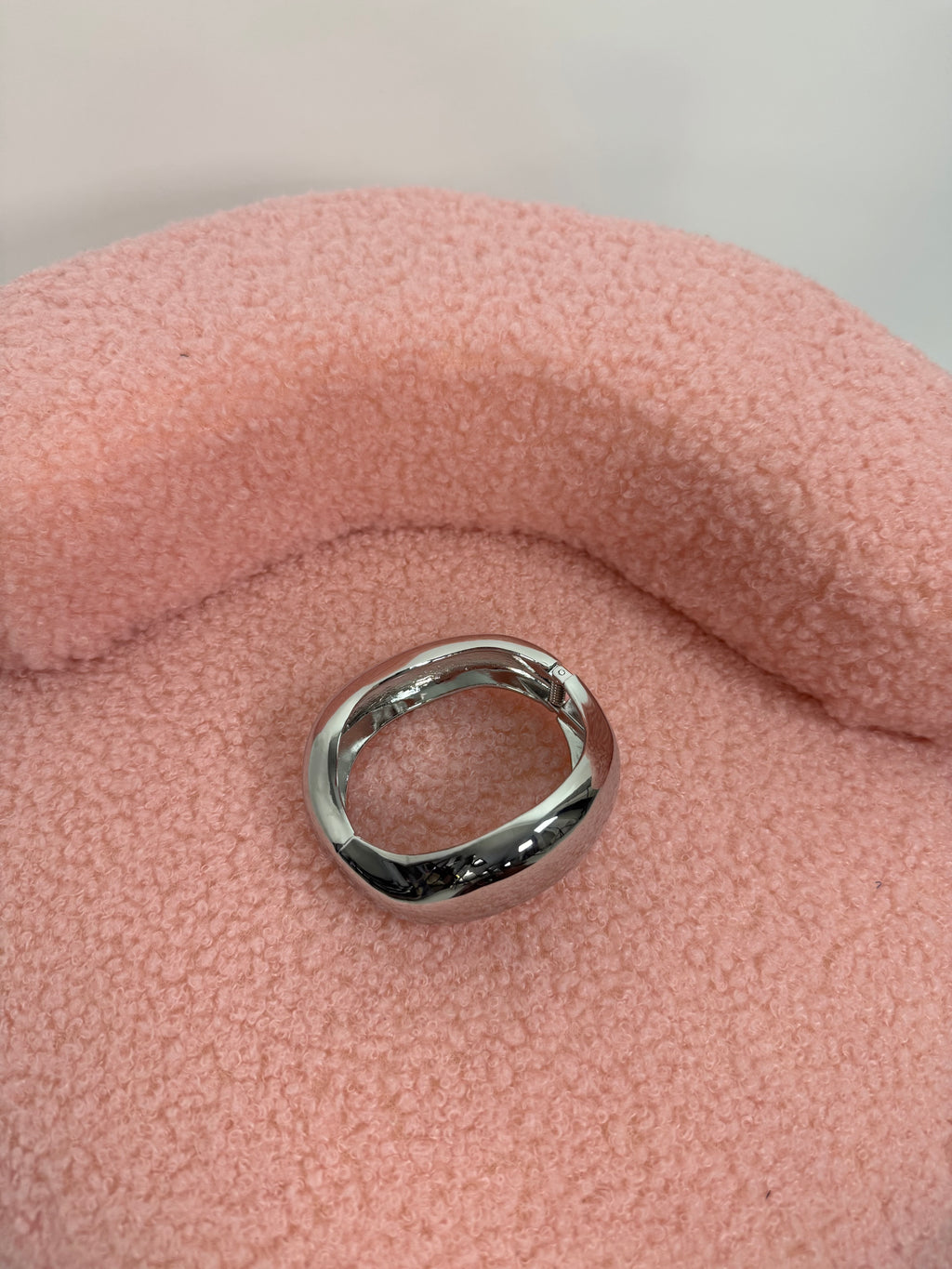 BANGLE SILVER