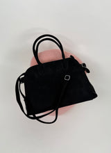 Carica l'immagine nel visualizzatore di Gallery, ROW BAG NERA
