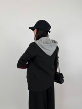 Carica l'immagine nel visualizzatore di Gallery, BLAZER HOODIE NERO
