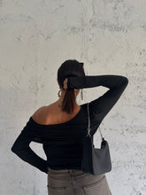 Carica l&#39;immagine nel visualizzatore di Gallery, SHOULDER CUT NERA
