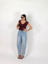 Carica l'immagine nel visualizzatore di Gallery, T-SHIRT DOUBLE NECK VINO
