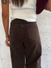 Carica l&#39;immagine nel visualizzatore di Gallery, JEANS COFFEE
