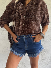 Carica l&#39;immagine nel visualizzatore di Gallery, SHORTS DENIM FRAYED
