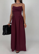 Carica l'immagine nel visualizzatore di Gallery, HONEY DRESS BORDEAUX
