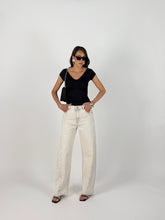 Carica l'immagine nel visualizzatore di Gallery, T-SHIRT DOUBLE NECK NERA

