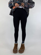 Carica l&#39;immagine nel visualizzatore di Gallery, LEGGINS
