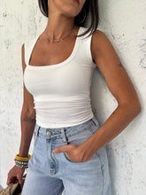 Carica l&#39;immagine nel visualizzatore di Gallery, TOP SQUARE NECKLINE
