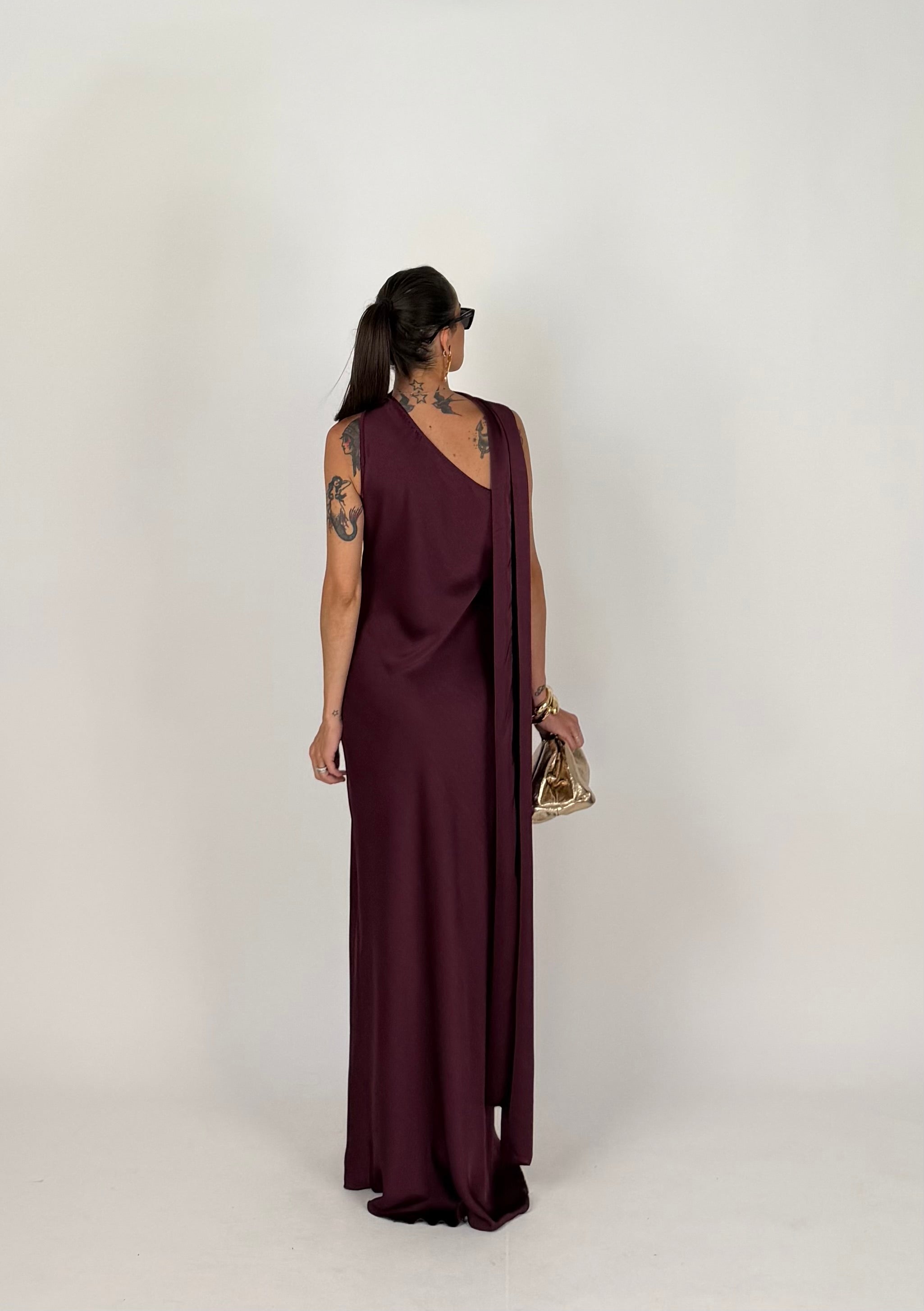ABITO SATIN WINE