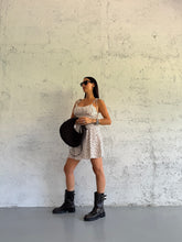 Carica l&#39;immagine nel visualizzatore di Gallery, MINI DRESS CREAMY
