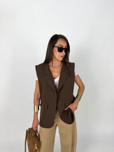 Carica l'immagine nel visualizzatore di Gallery, GILET ONE CHOCO
