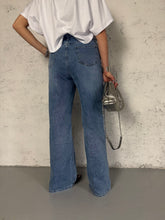 Carica l&#39;immagine nel visualizzatore di Gallery, Jeans 90’s
