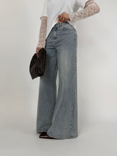 Carica l'immagine nel visualizzatore di Gallery, JEANS SKY LIGHT
