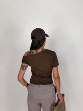 Carica l'immagine nel visualizzatore di Gallery, MAGLIA TRAPEZIO CHOCO
