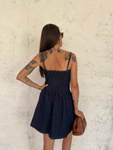 Carica l&#39;immagine nel visualizzatore di Gallery, Petal denim dress
