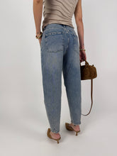 Carica l'immagine nel visualizzatore di Gallery, JEANS CARROT
