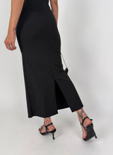 Carica l'immagine nel visualizzatore di Gallery, HOLE BACK DRESS
