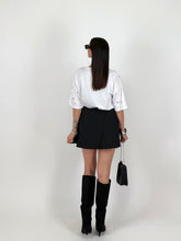 Carica l'immagine nel visualizzatore di Gallery, POCKET SKIRT NERA
