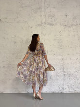 Carica l&#39;immagine nel visualizzatore di Gallery, FLOWER DRESS

