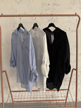Carica l&#39;immagine nel visualizzatore di Gallery, shirt strass
