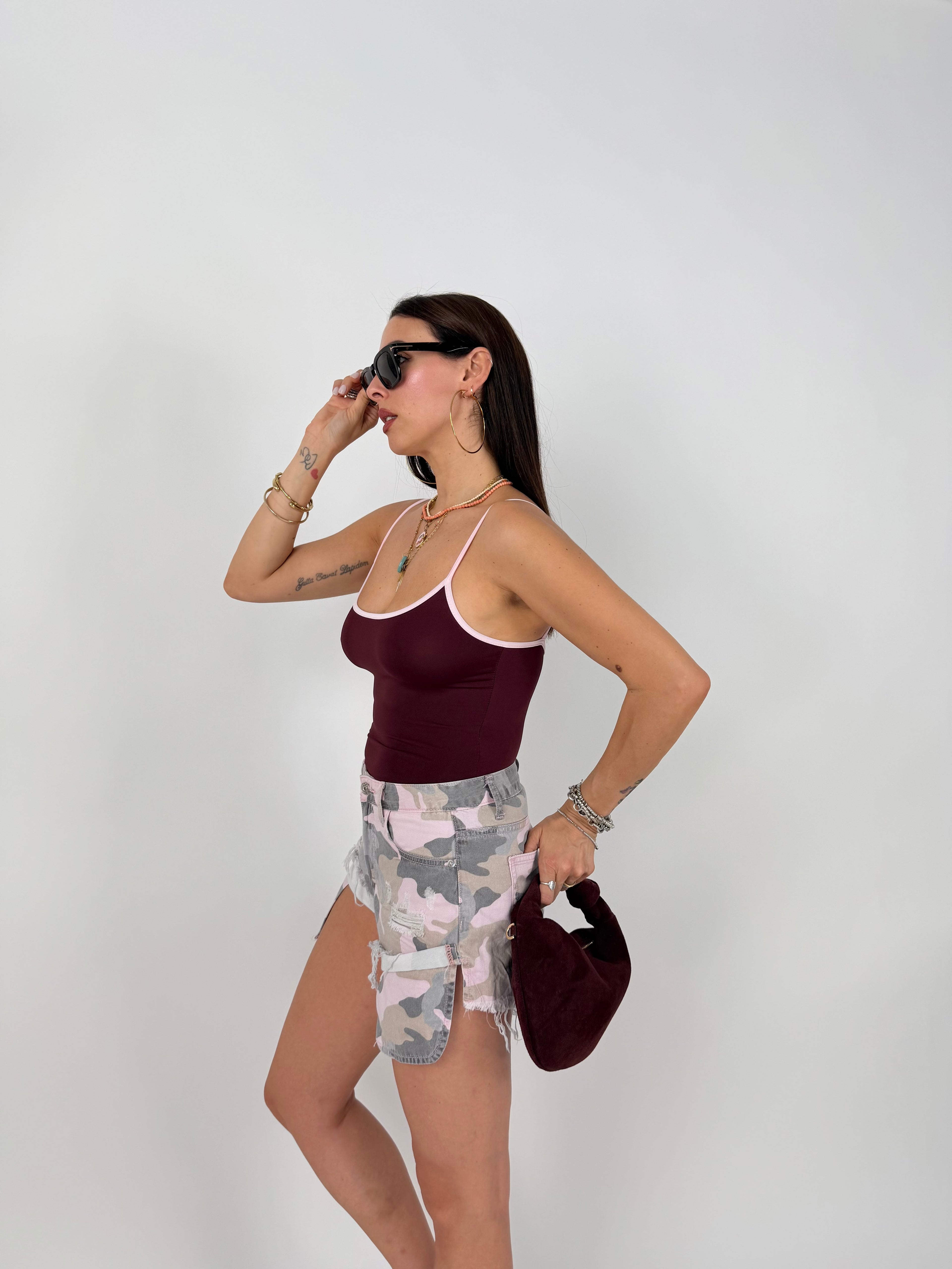 BODY CONTRAST WINE PINK