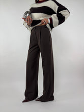 Carica l&#39;immagine nel visualizzatore di Gallery, CHIC PANTS MOKA
