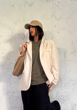 Carica l&#39;immagine nel visualizzatore di Gallery, BLAZER LOOSE FIT AVORIO
