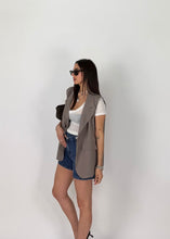 Carica l'immagine nel visualizzatore di Gallery, GILET ONE TAUPE
