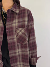 Carica l&#39;immagine nel visualizzatore di Gallery, CAMICIA CHECK VIOLA
