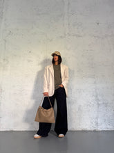 Carica l&#39;immagine nel visualizzatore di Gallery, BLAZER LOOSE FIT AVORIO
