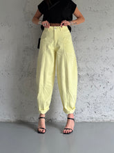 Carica l&#39;immagine nel visualizzatore di Gallery, JEANS PASTEL GLOBE
