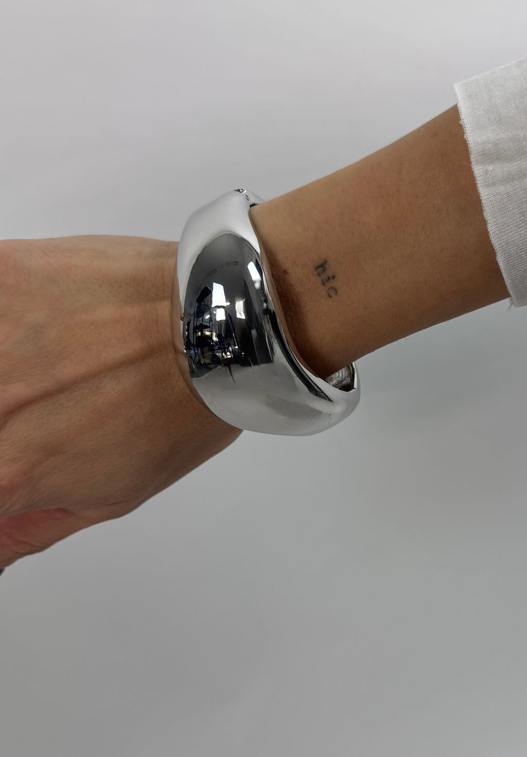 BANGLE SILVER
