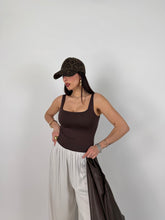 Carica l'immagine nel visualizzatore di Gallery, CANOTTA THICK CHOCO
