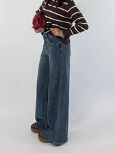 Carica l'immagine nel visualizzatore di Gallery, JEANS CLEAN PALAZZO
