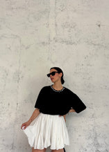 Carica l&#39;immagine nel visualizzatore di Gallery, FLUFFY SKIRTYPANTS
