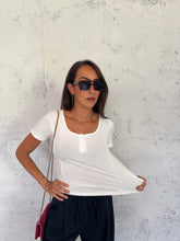 Carica l&#39;immagine nel visualizzatore di Gallery, T-SHIRT BOTTON

