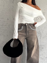 Carica l&#39;immagine nel visualizzatore di Gallery, SHOULDER CUT LATTE
