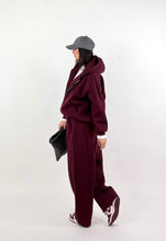 Carica l&#39;immagine nel visualizzatore di Gallery, TUTA GLOBE BORDEAUX

