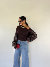 Carica l&#39;immagine nel visualizzatore di Gallery, MAGLIA CUT CACAO
