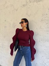 Carica l&#39;immagine nel visualizzatore di Gallery, MAGLIA WAVY BORDEAUX
