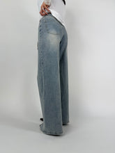 Carica l'immagine nel visualizzatore di Gallery, JEANS SKY LIGHT
