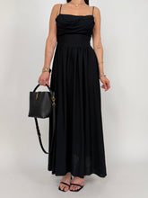 Carica l'immagine nel visualizzatore di Gallery, HONEY DRESS NERO
