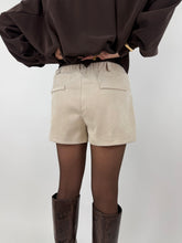Carica l'immagine nel visualizzatore di Gallery, BERMUDINO SUEDE SAND
