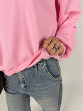 Carica l'immagine nel visualizzatore di Gallery, FELPA SMILE ROSA
