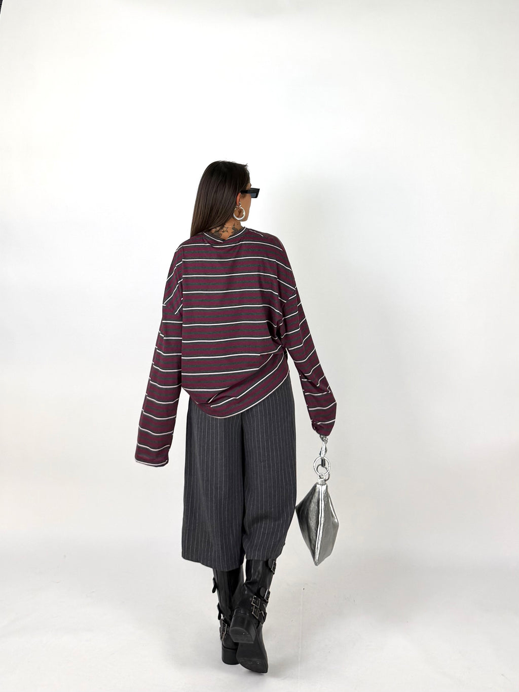 T-SHIRT OVERLINE